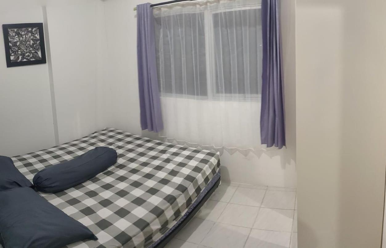 Apartemen 32 M2 Dengan 2 Kamar Tidur Dan 1 Kamar Mandi Pribadi Di Gresik Kültér fotó